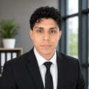 Licensed agent who reviews each submission